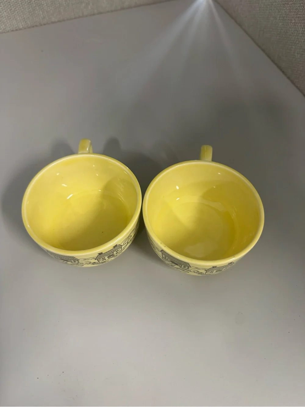 VTG Yellow Cottage Core Country Pattern Ceramic Coffee Mugs - Pair of 2